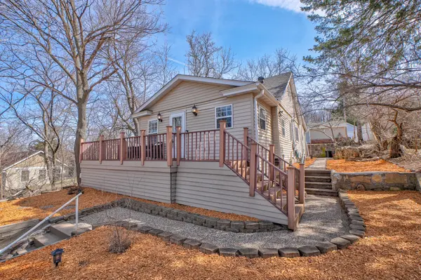 908 10th ST, Hudson, WI 54016