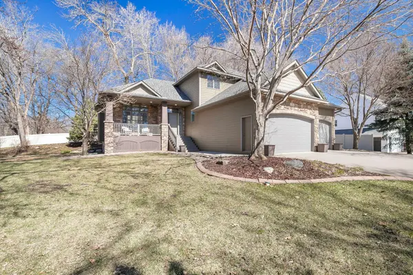 20 Northrup AVE, Excelsior, MN 55331