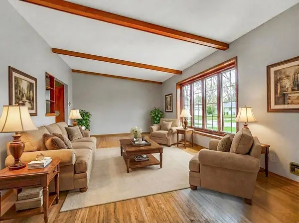 2249 113th AVE NW, Coon Rapids, MN 55433