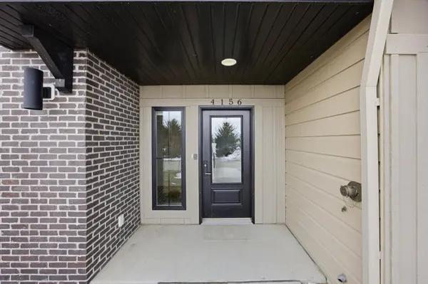 4156 Arthur DR S, Fargo, ND 58104