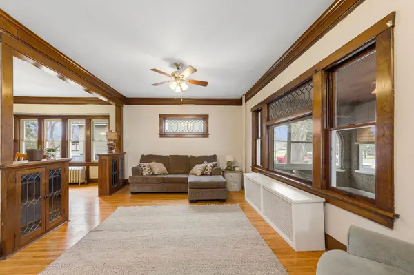 117 3rd AVE NE, Waseca, MN 56093