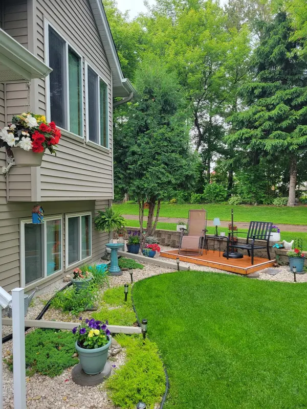 4039 Mallard PL SE, Rochester, MN 55904