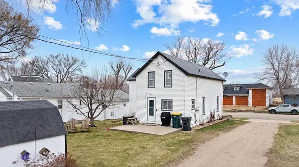 105 E Mcquestion ST, Ghent, MN 56239