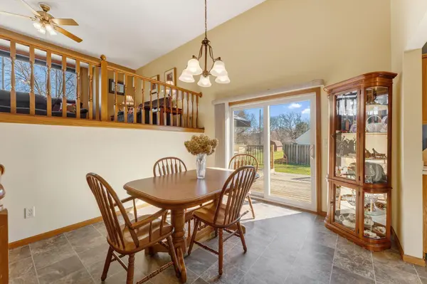 135 Old County Road C E, Little Canada, MN 55117