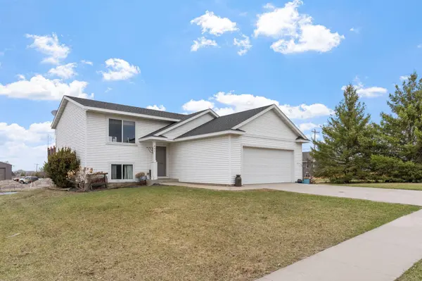 801 10th ST NW, Kasson, MN 55944