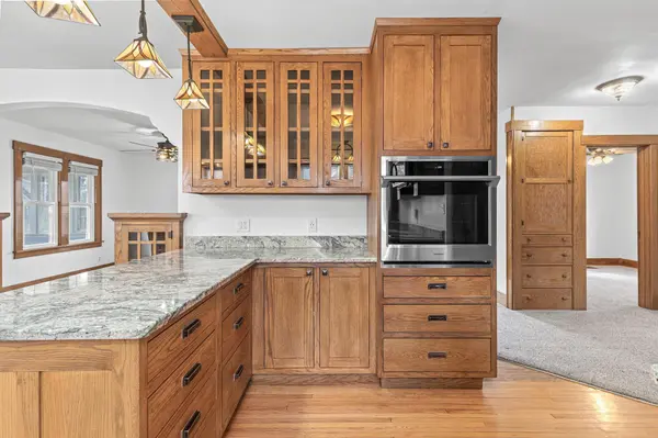 816 1st ST SW, Faribault, MN 55021
