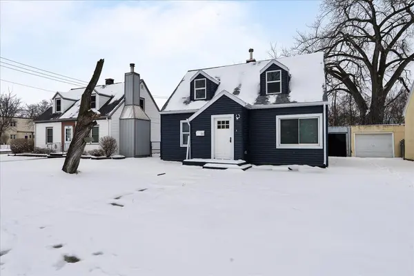 724 8th ST N, Wahpeton, ND 58075