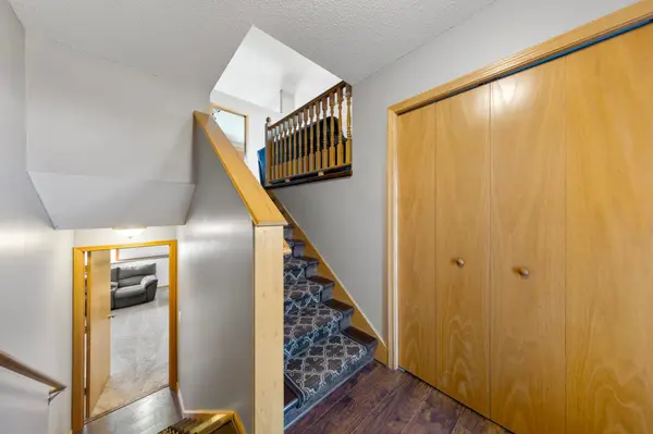 729 Obrien Pkwy, Belle Plaine, MN 56011