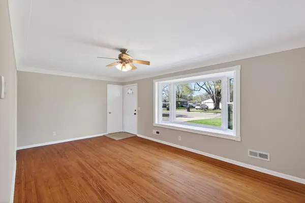 2850 119th AVE NW, Coon Rapids, MN 55433