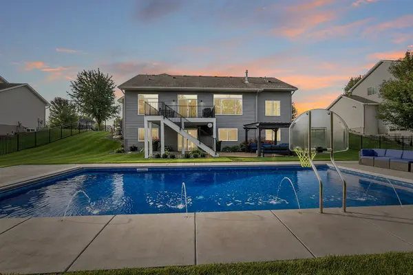 19224 Cattail LN, Farmington, MN 55024