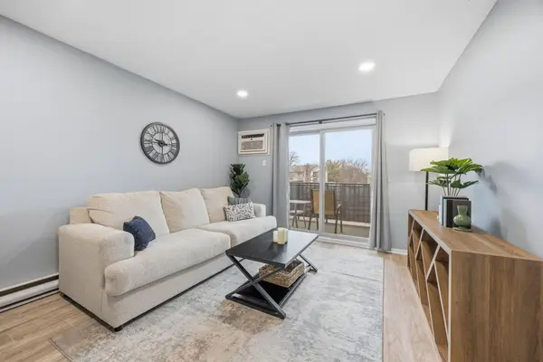 2150 Ridge DR #24, Saint Louis Park, MN 55416