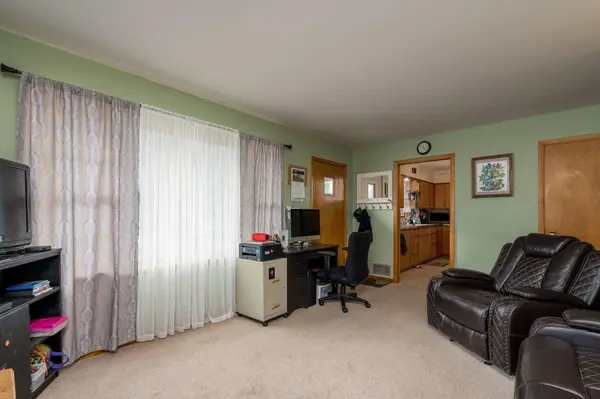 105 5th ST NW, Montgomery, MN 56069