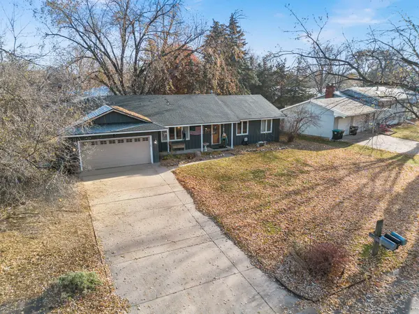 10239 Raven ST NW, Coon Rapids, MN 55433