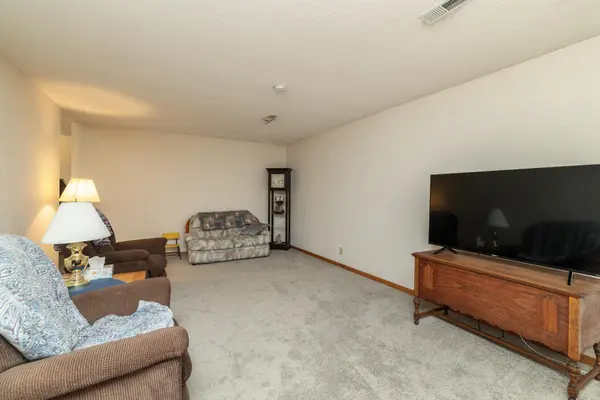 1277 Wilson AVE, Saint Paul, MN 55106