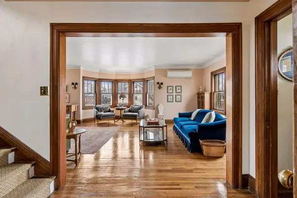 4153 Columbus AVE, Minneapolis, MN 55407