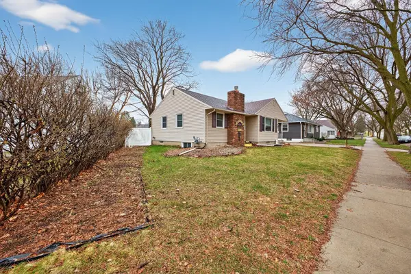 1447 13TH AVE NW, Rochester, MN 55901