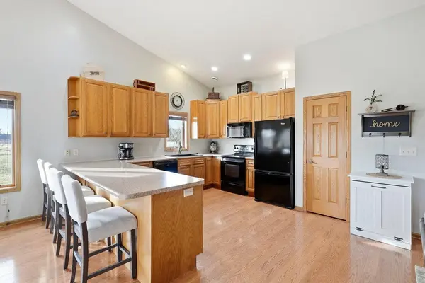 320 Willink DR, Baldwin, WI 54002