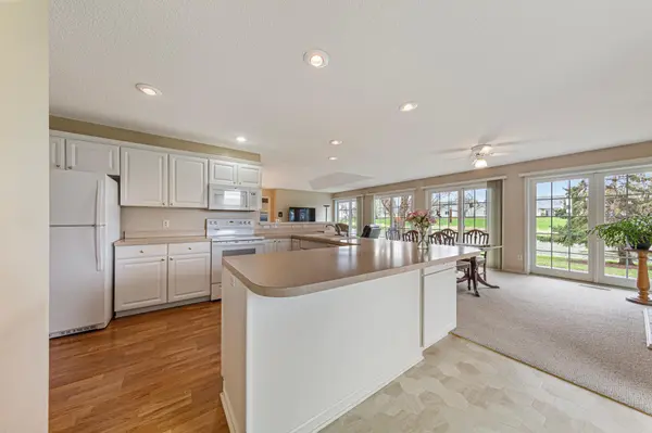 1517 Waters Edge CIR, Northfield, MN 55057