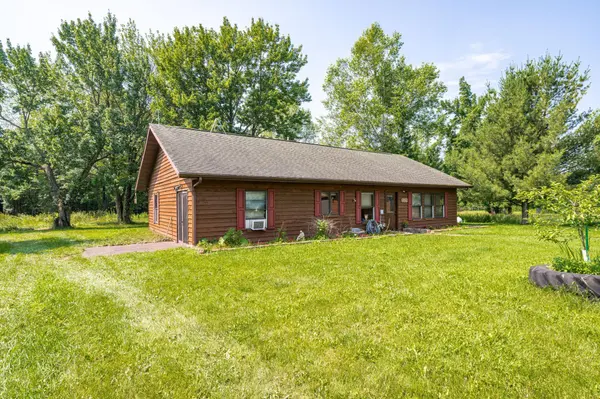 6624 E Mud Lake RD, Wright, MN 55798