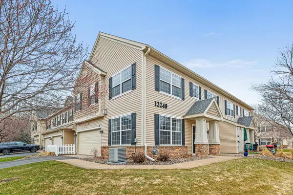 12240 Urbank ST NE #D, Blaine, MN 55449