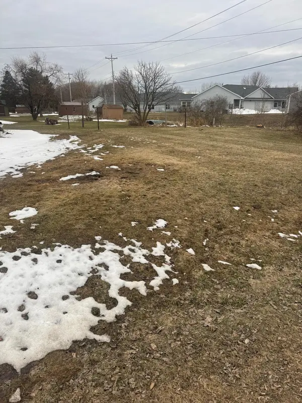 404 5th ST NW, Aitkin, MN 56431