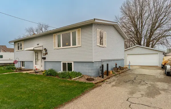 60 S 1st ST, Lewiston, MN 55952