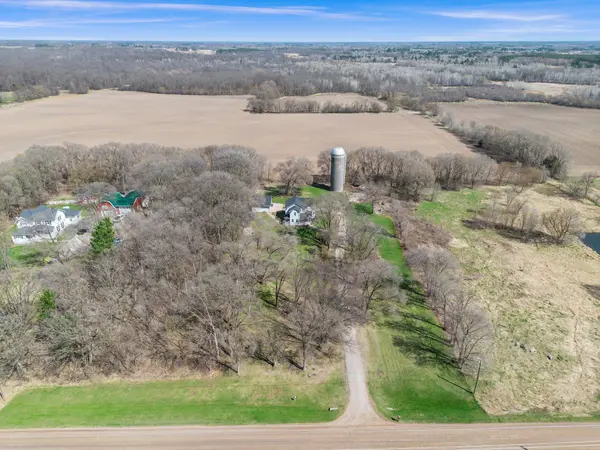 27521 Xylite ST NE, Isanti, MN 55040