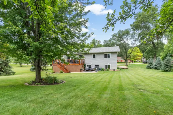 2001 Ridgewood DR NW, Alexandria, MN 56308