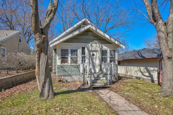 1401 Hazel ST N, Saint Paul, MN 55119