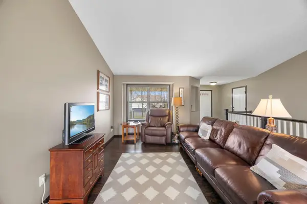 2434 Fillmore LN SE, Cambridge, MN 55008