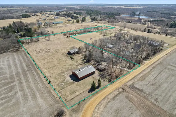 12998 Maxwell RD, Chisago Lake Twp, MN 55013