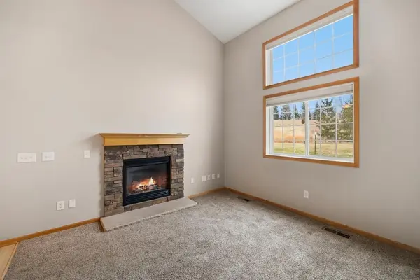 9126 Fox CT, Victoria, MN 55386