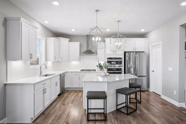 6582 Bridle PATH, Corcoran, MN 55340