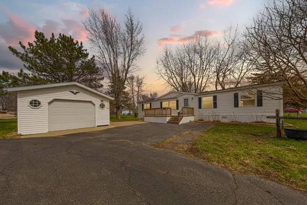 111 Monet PL, Mankato, MN 56001
