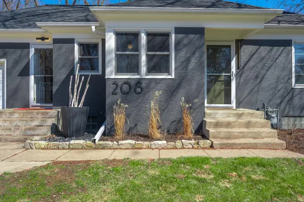 208 11th ST S, Hudson, WI 54016