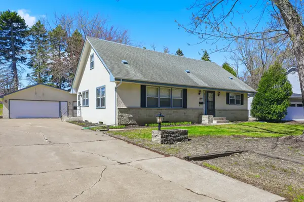 4825 Oregon AVE N, New Hope, MN 55428