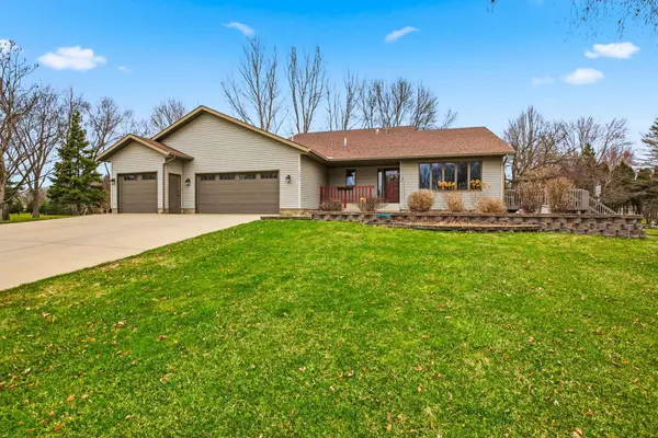 3230 Bittersweet LN, Saint Cloud, MN 56301
