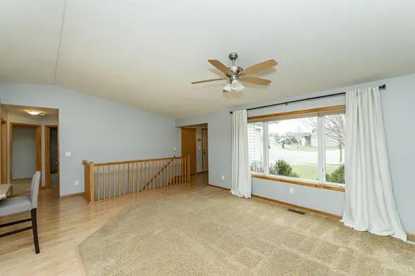 3145 Tamarack LN SE, Rochester, MN 55904