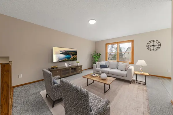 404 Pilgrim ST, Saint Clair, MN 56080