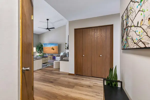 3563 Blue Jay WAY #203, Eagan, MN 55123