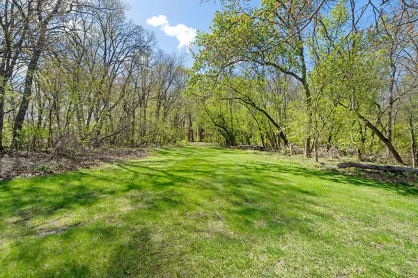 3475 Pilgrim LN N, Plymouth, MN 55441