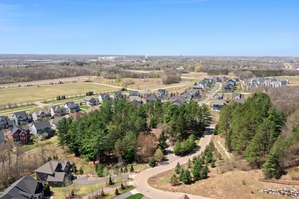 1334 76th ST W, Inver Grove Heights, MN 55077