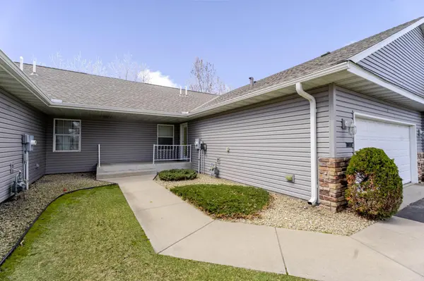 11445 Nicholas CIR, Monticello, MN 55362