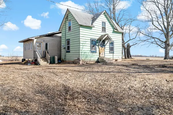 40739 Highway 47 HWY NW, Dalbo, MN 55017