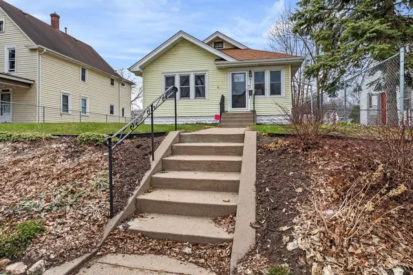 4211 Humboldt AVE N, Minneapolis, MN 55412