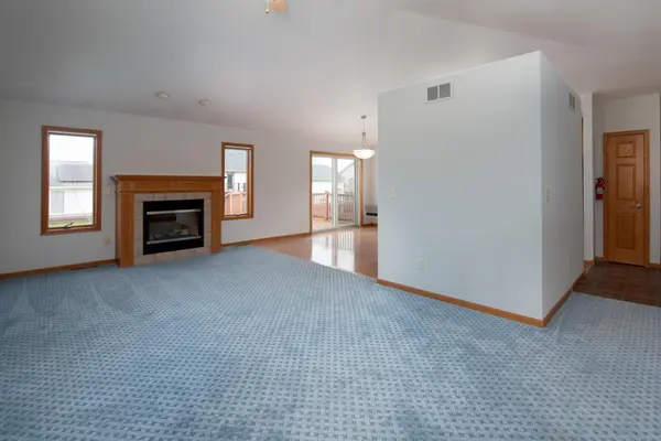 104 Cole CT, Mankato, MN 56001