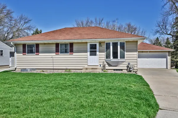 339 2nd ST NE, Byron, MN 55920