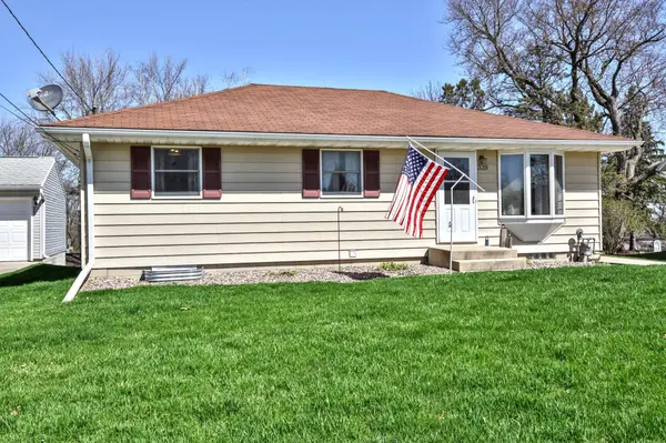 339 2nd ST NE, Byron, MN 55920