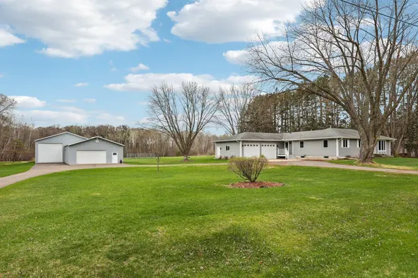 7510 161st AVE NE, Forest Lake, MN 55025