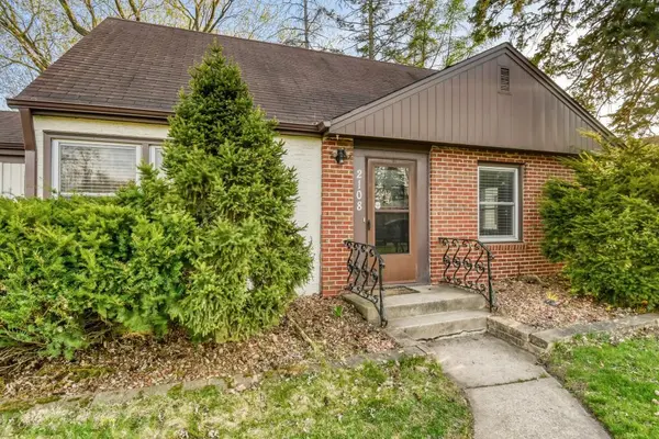2108 Lacrosse AVE, Saint Paul, MN 55119